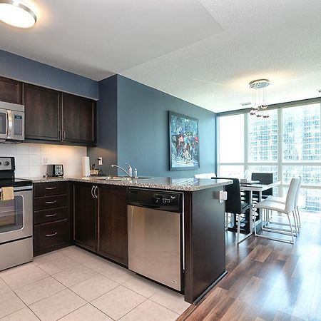 Napa Furnished Suites At Cn Tower & Maple Leaf Square Toronto Exterior foto