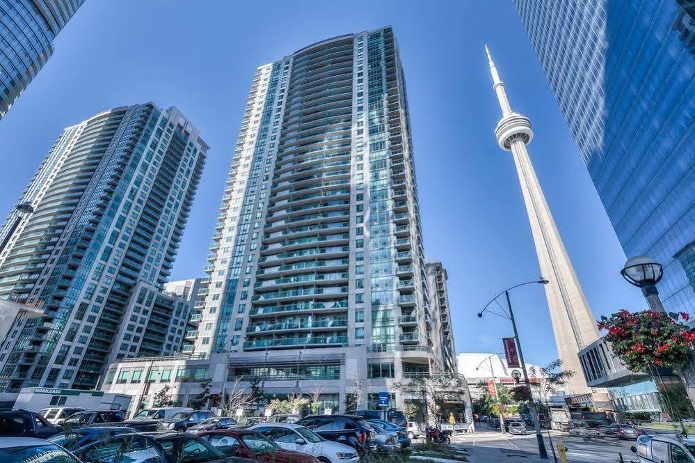 Napa Furnished Suites At Cn Tower & Maple Leaf Square Toronto Exterior foto