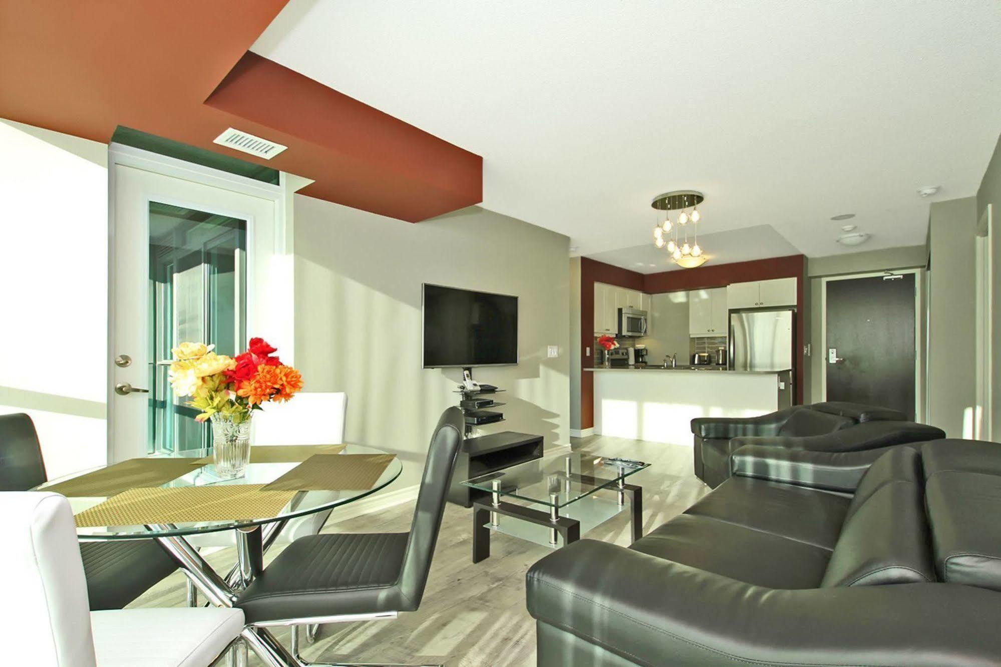 Napa Furnished Suites At Cn Tower & Maple Leaf Square Toronto Exterior foto